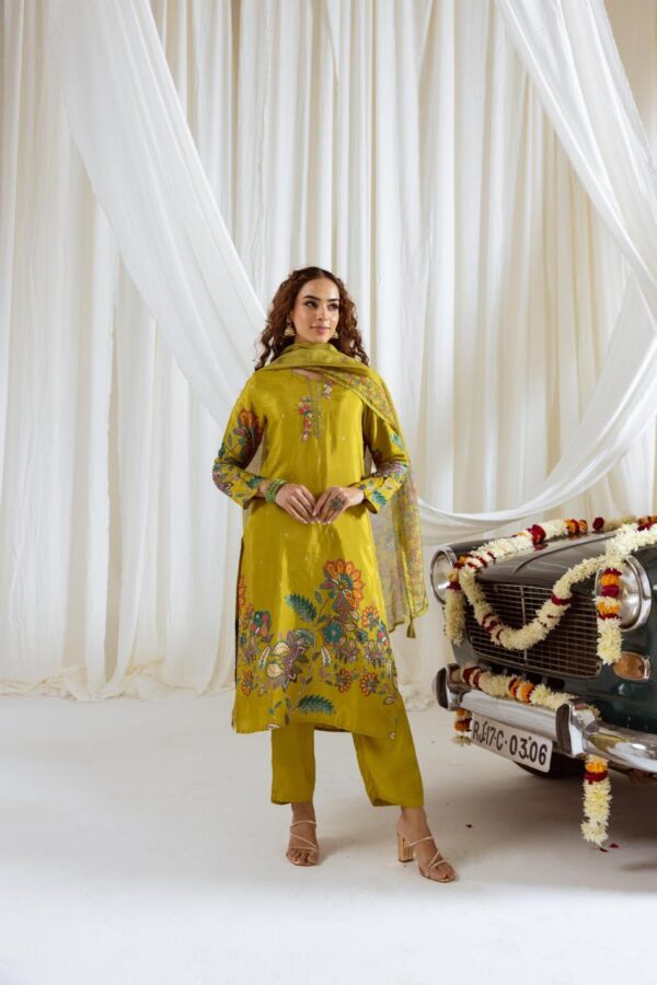 Dola Silk straight suit with dupatta - Image 4