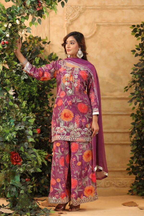 Elegant Chinon Floral Kurta Set