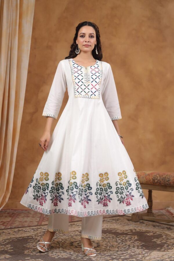 Cotton Floral Print Anarkali Kurta set - Image 2