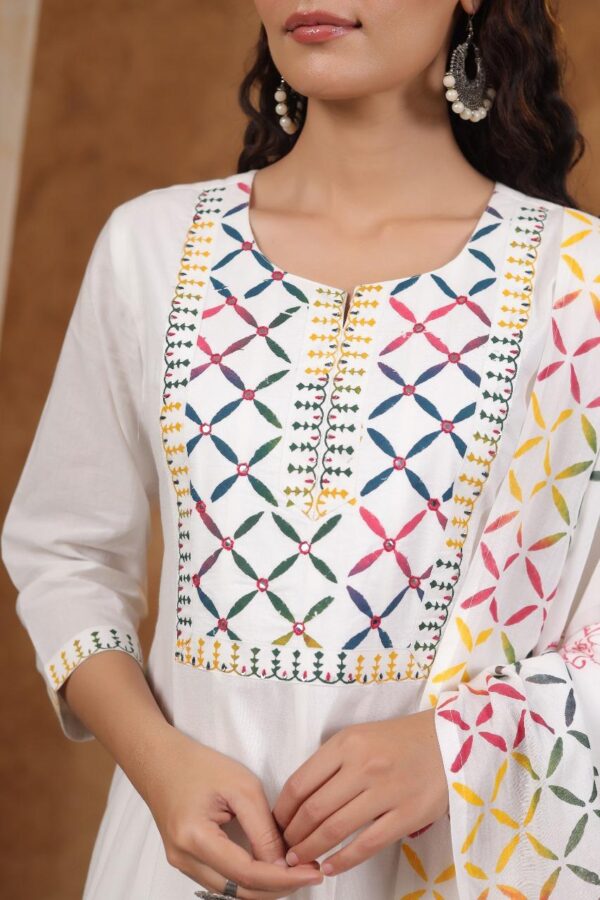 Cotton Floral Print Anarkali Kurta set - Image 9