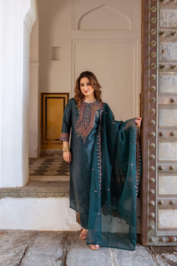 Embroidered Silk Kurta Set - Image 3