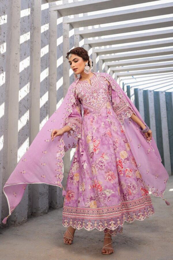 Elegant Floral Anarkali Kurta Set - Image 5