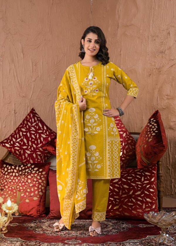 Elegant Block Printed Cotton Kurta - Image 3