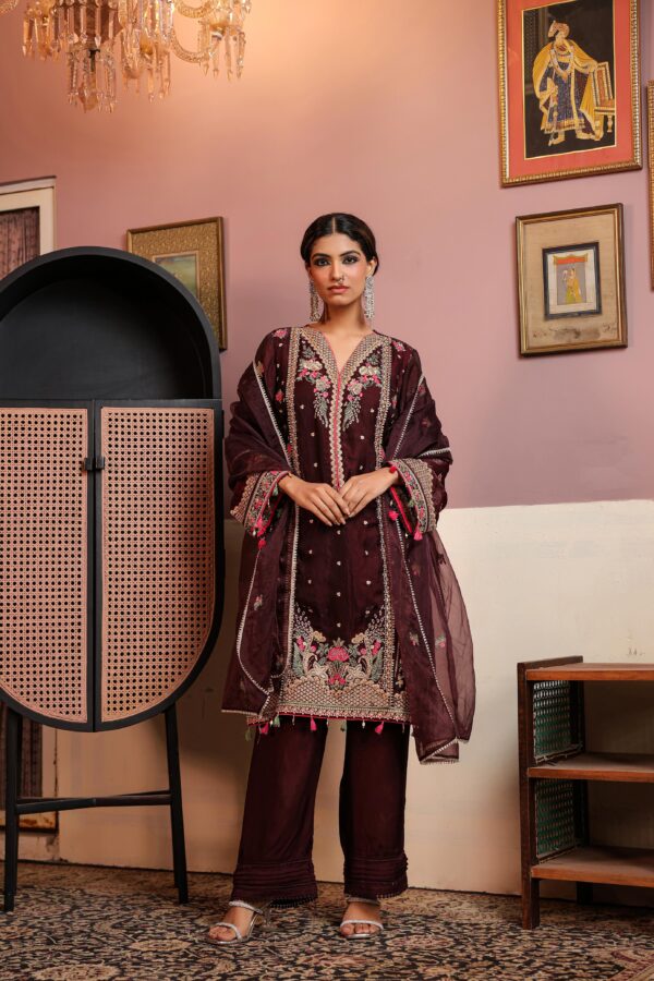 Premium Gold Crush Fabric Kurta Set - Image 9