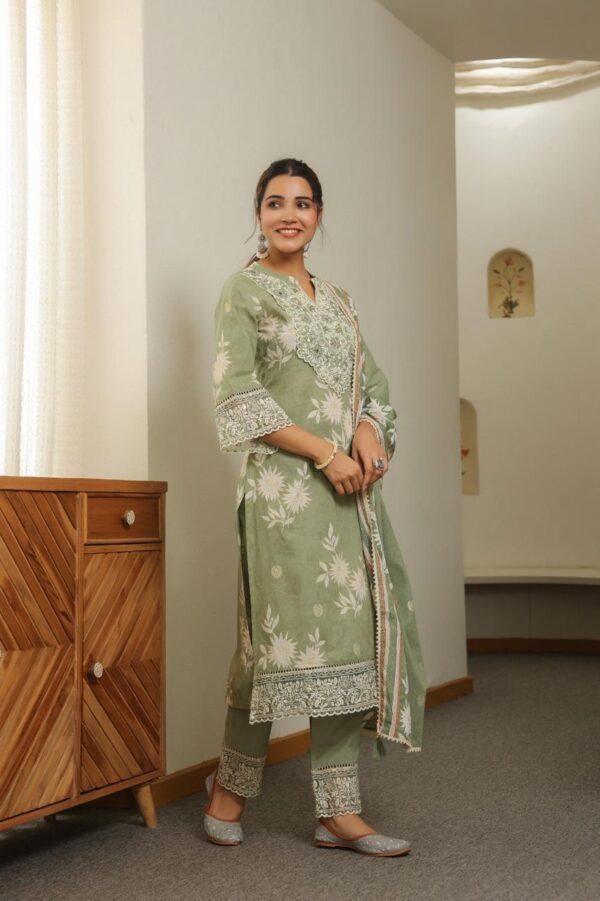 Elegant Cotton Designer Suit - Image 5