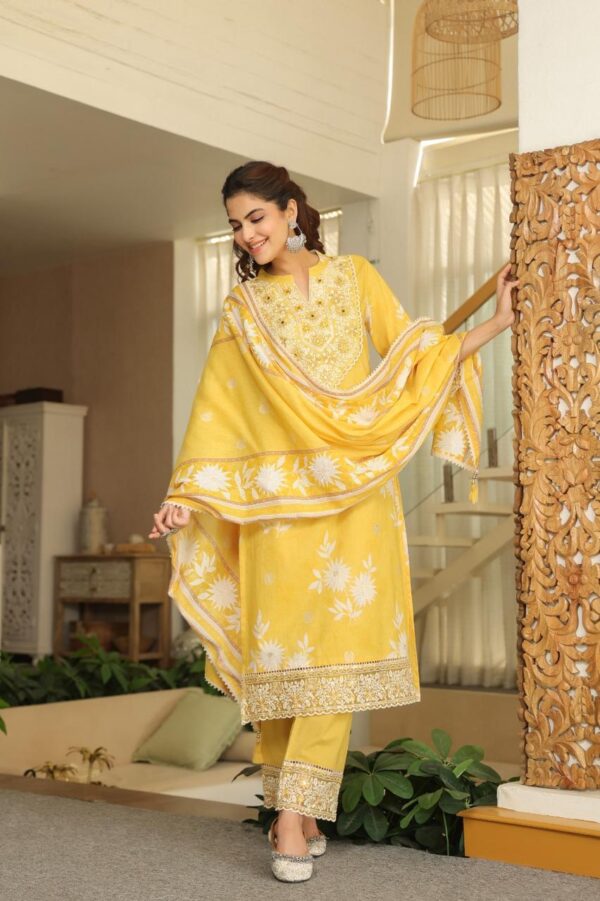 Graceful Cotton Designer Set - Image 5