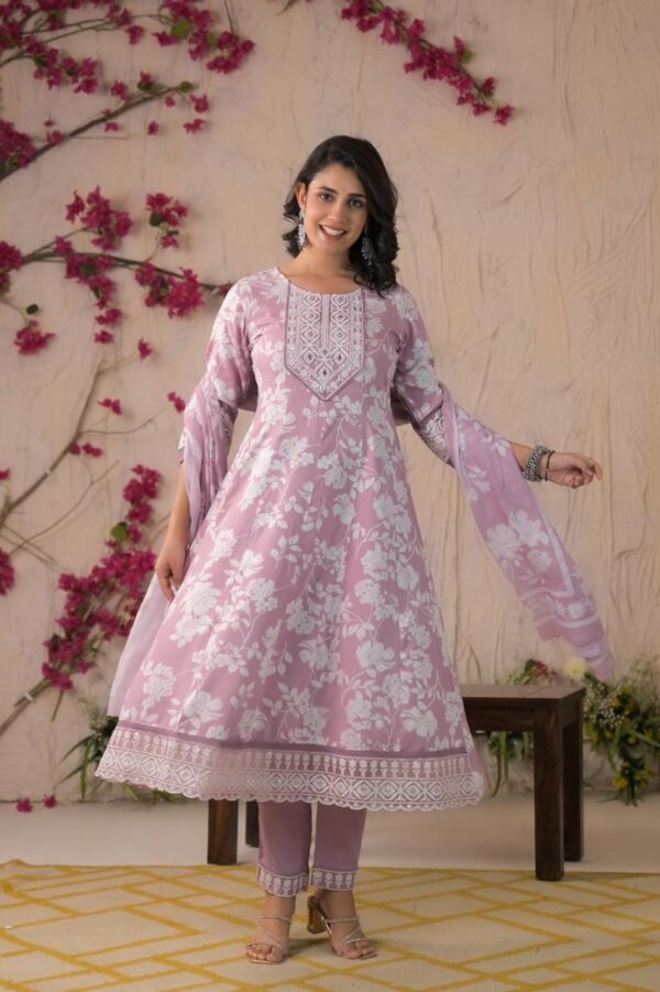 Heavy Rayon Anarkali Set - Image 6