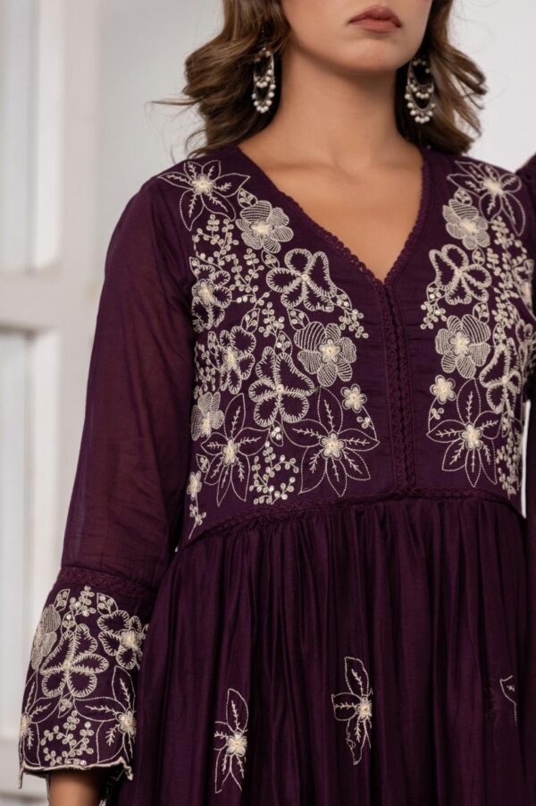 Empress Flare Gown Set - Image 3