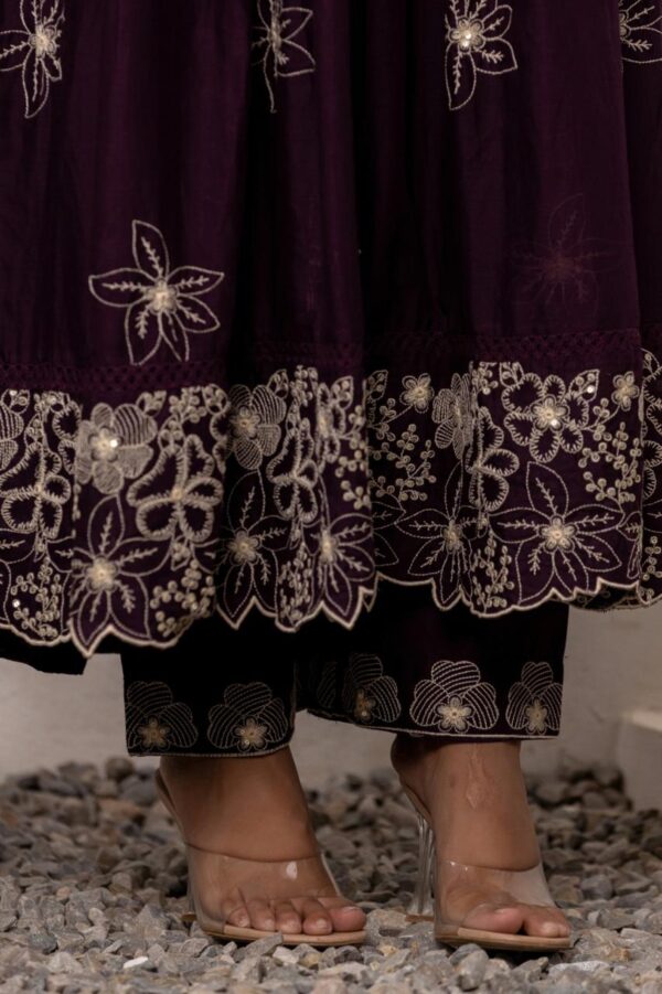 Empress Flare Gown Set - Image 4