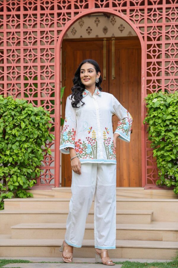 Elegant Mul Cotton Cord Set