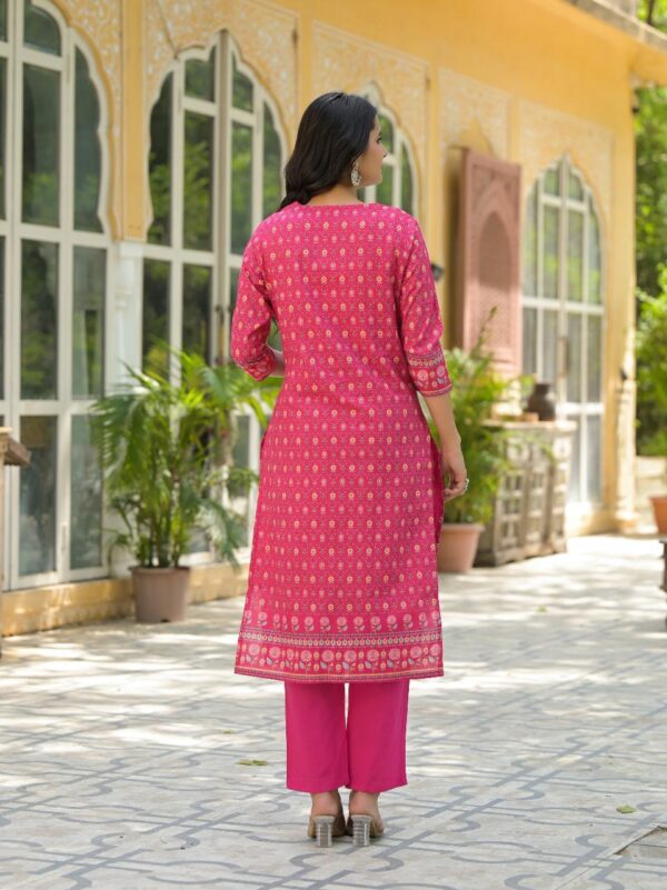Premium Muslin Cotton Kurta - Image 4