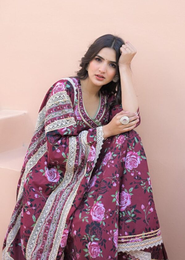 Elegant Anarkali Gown - Image 3