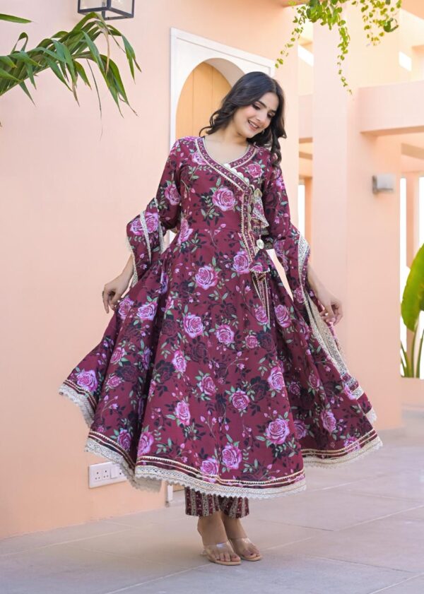 Elegant Anarkali Gown - Image 7