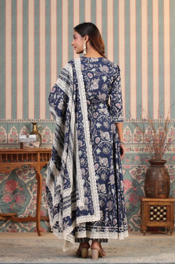 Elegant Anarkali Gown - Image 8