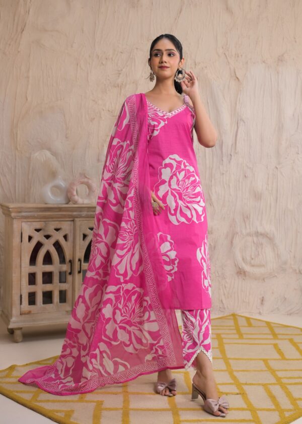 Premium Cotton Floral Print  Kurti - Image 3