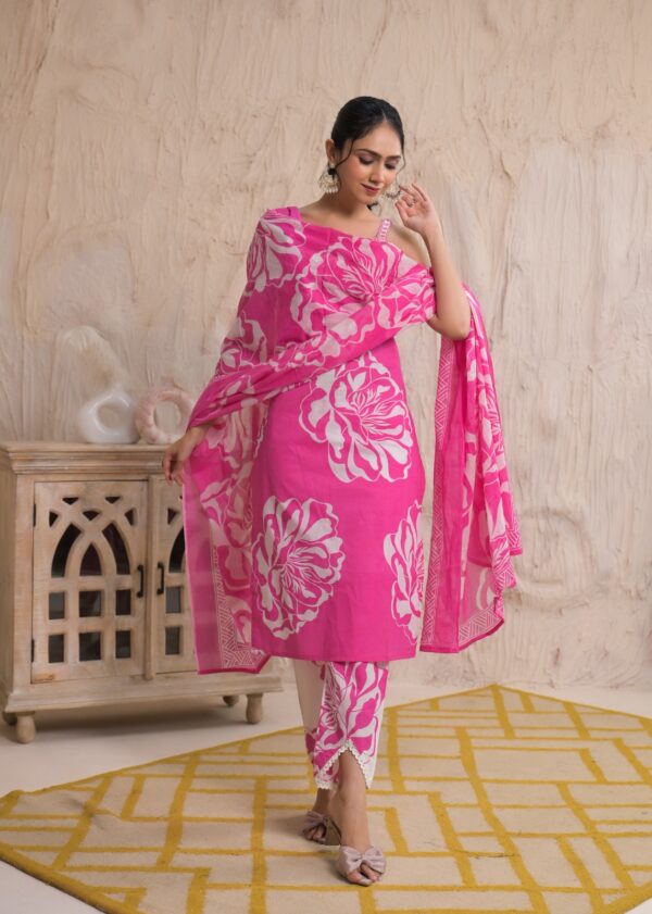 Premium Cotton Floral Print  Kurti - Image 4