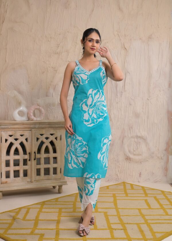 Premium Cotton Floral Print  Kurti - Image 2