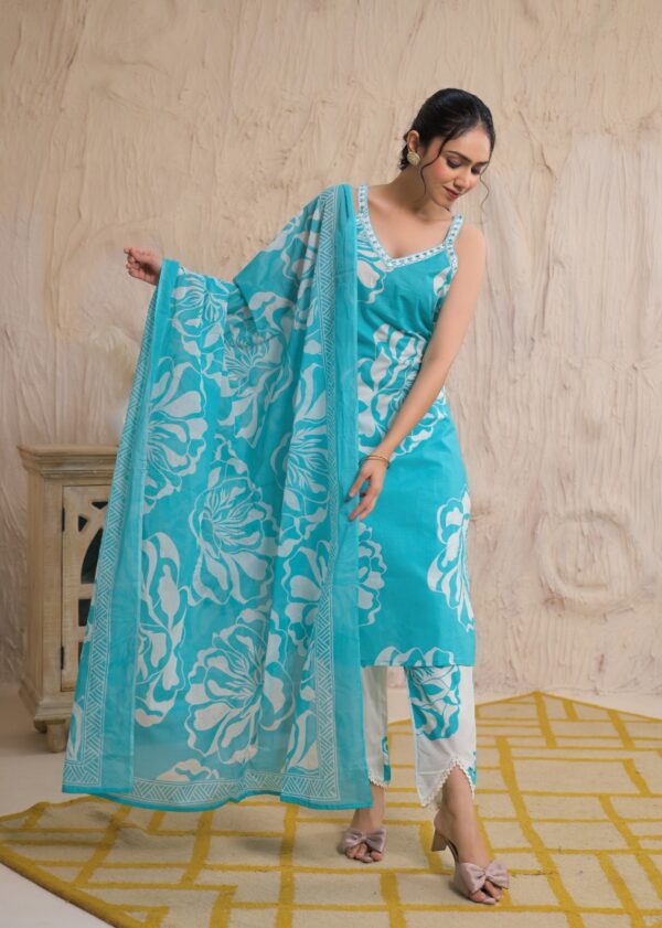 Premium Cotton Floral Print  Kurti - Image 4