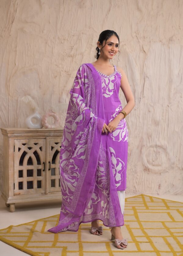 Premium Cotton Floral Print  Kurti - Image 3