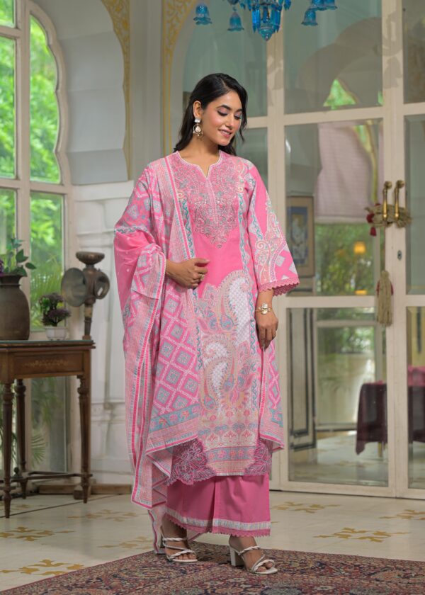 Elegant Cotton Pakistan Suit - Image 4