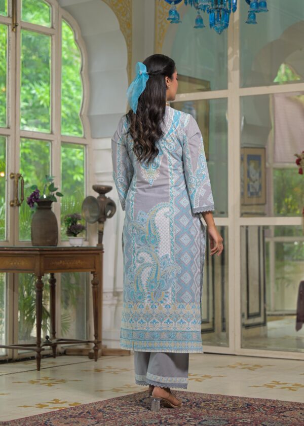 Elegant Cotton Pakistan Suit - Image 5